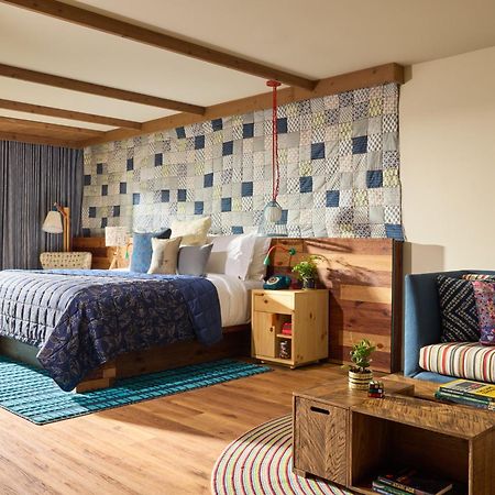 Treehouse Hotel Silicon Valley Сънивейл Екстериор снимка